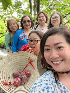 rooster mekong garden and villas