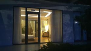 rooster mekong garden and villas