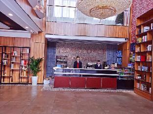 james joyce coffetel lijiang ancient city dashuiche