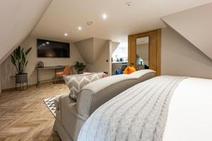 no 1 st andrews and westpark house bedrooms