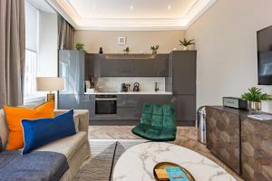 no 1 st andrews and westpark house bedrooms