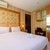 comfy and minimalist 1br apartment at atria residence