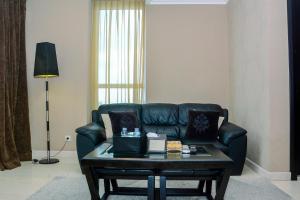 modern and luxurious 2br dharmawangsa essence apartment