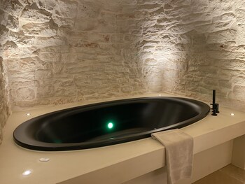 la mandorla luxury trullo