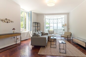 como lake vista by myhomeincomo