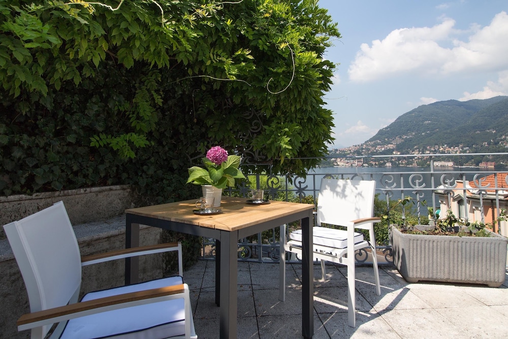 como lake vista by myhomeincomo