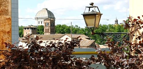 ripagrande a trastevere