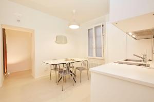 ripagrande a trastevere