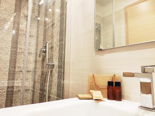 luxury suites stay inn rome experience