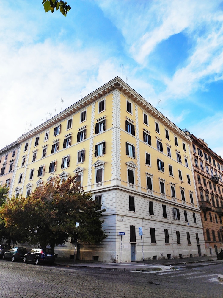 luxury suites stay inn rome experience