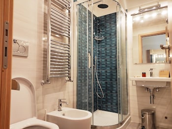 luxury suites stay inn rome experience