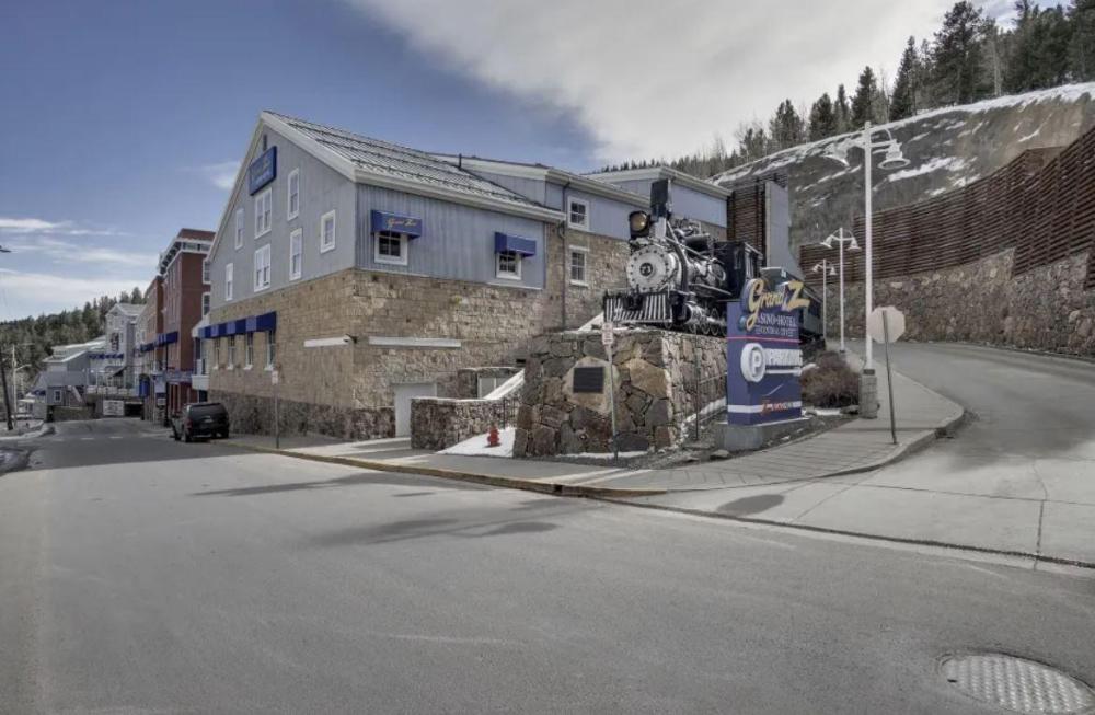 grand z casino hotel by red lion hotels