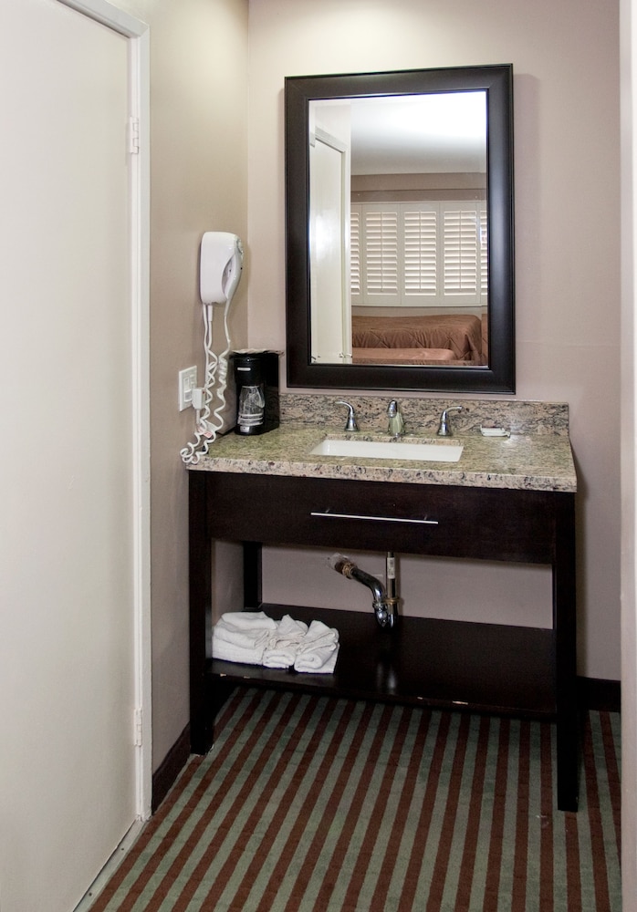 motel 6 monterey park ca