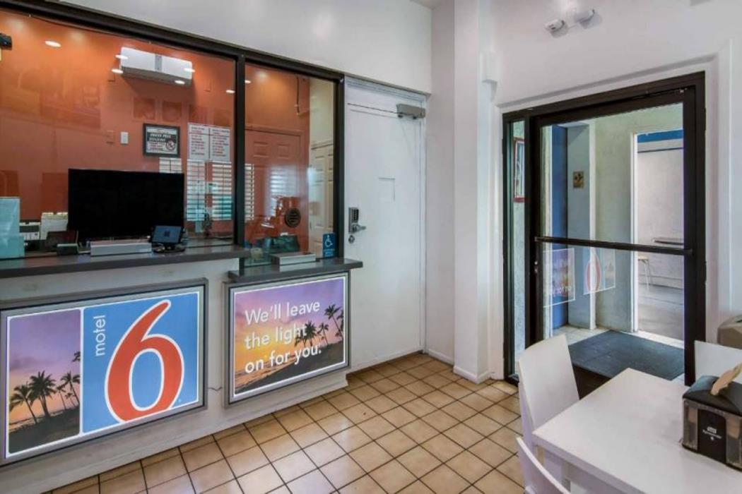 motel 6 monterey park ca