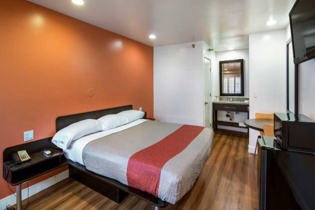 motel 6 monterey park ca