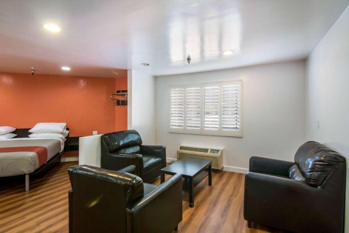 motel 6 monterey park ca
