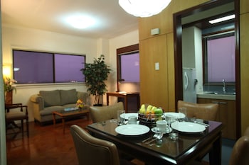 sunny bay suites
