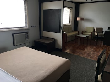 sunny bay suites