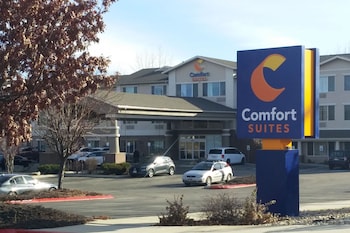 comfort suites airport