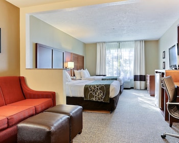 comfort suites airport