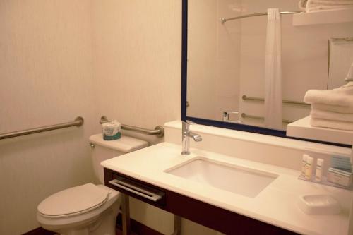 hampton inn boise airport