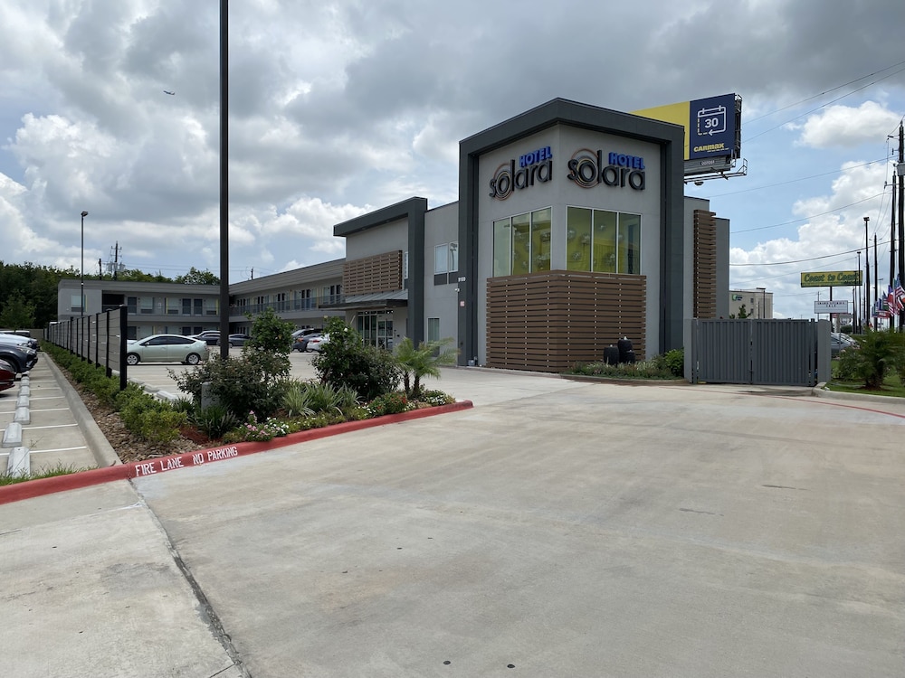 hotel solara hobby airport