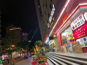 my khe beach apartment hotel 2 bedrooms