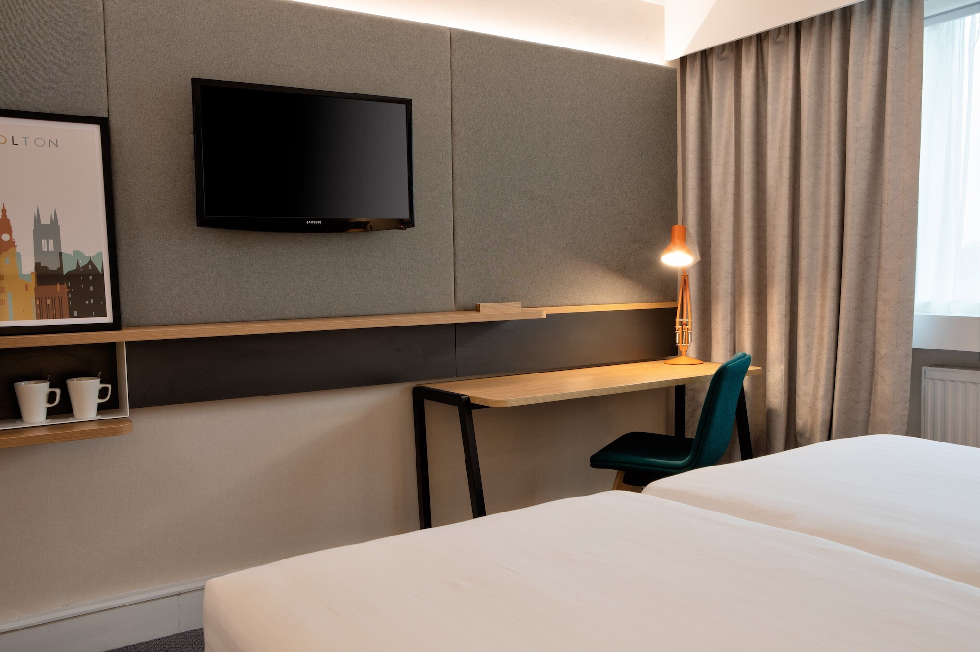holiday inn bolton centre by ihg