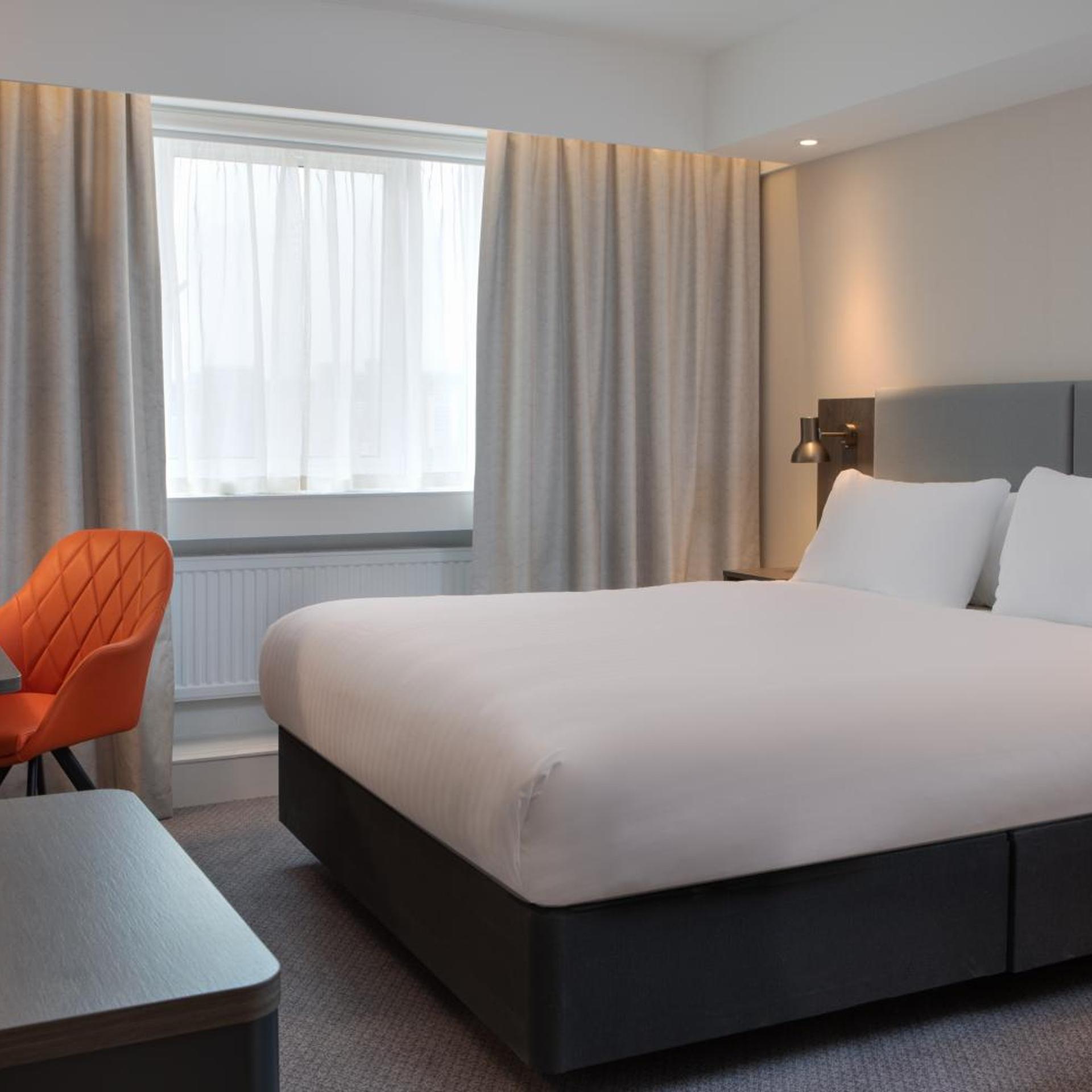 holiday inn bolton centre by ihg