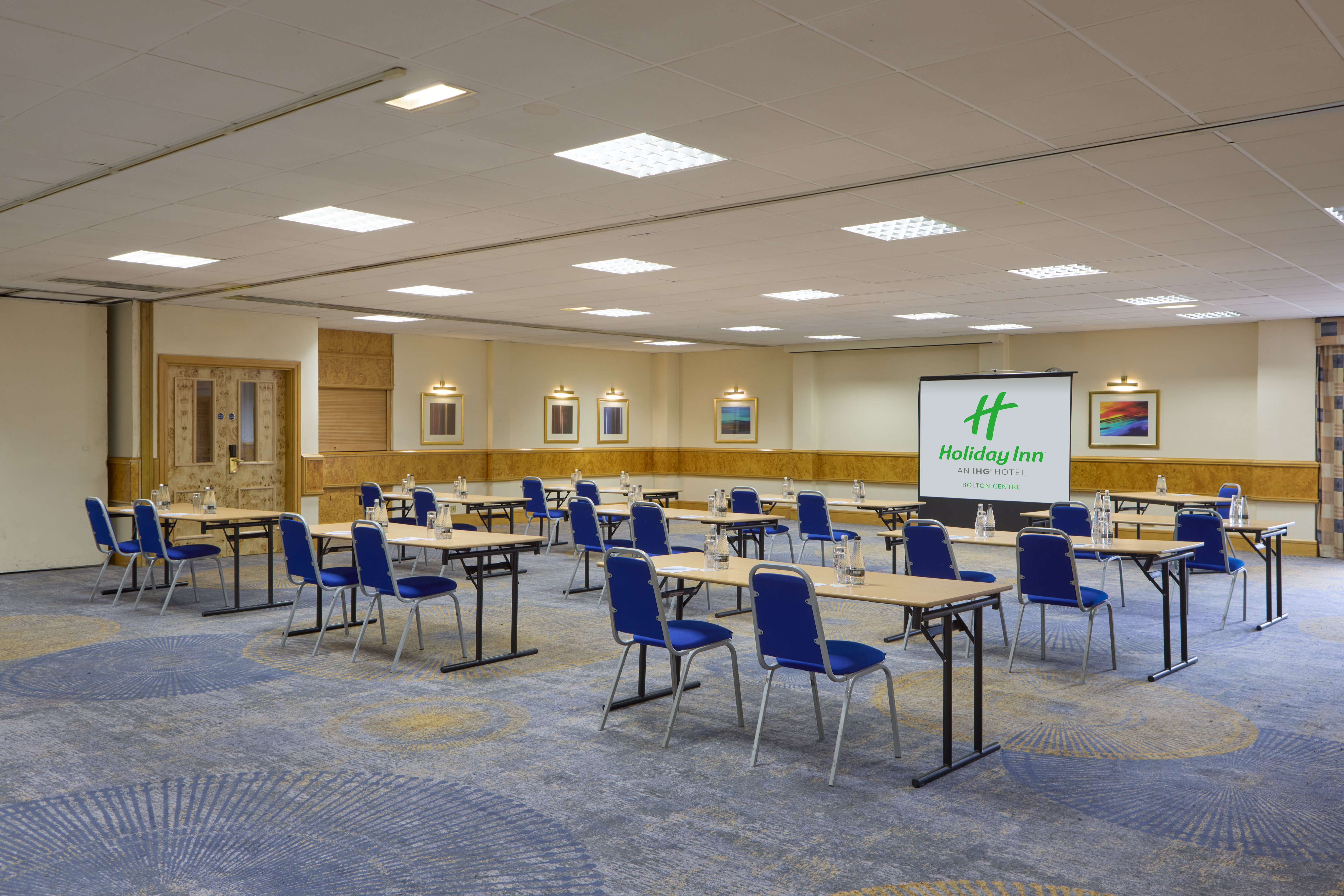 holiday inn bolton centre by ihg