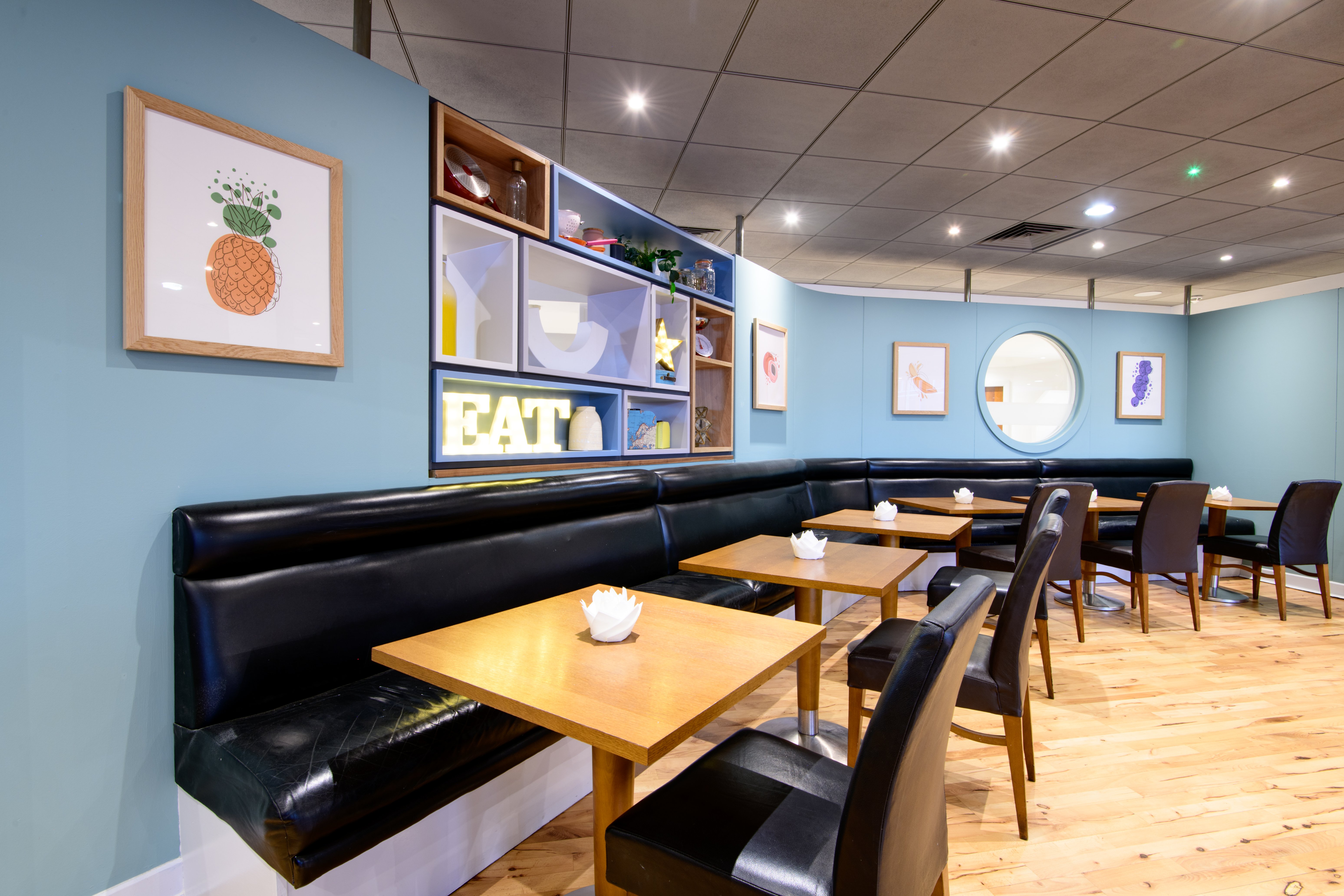 holiday inn bolton centre by ihg