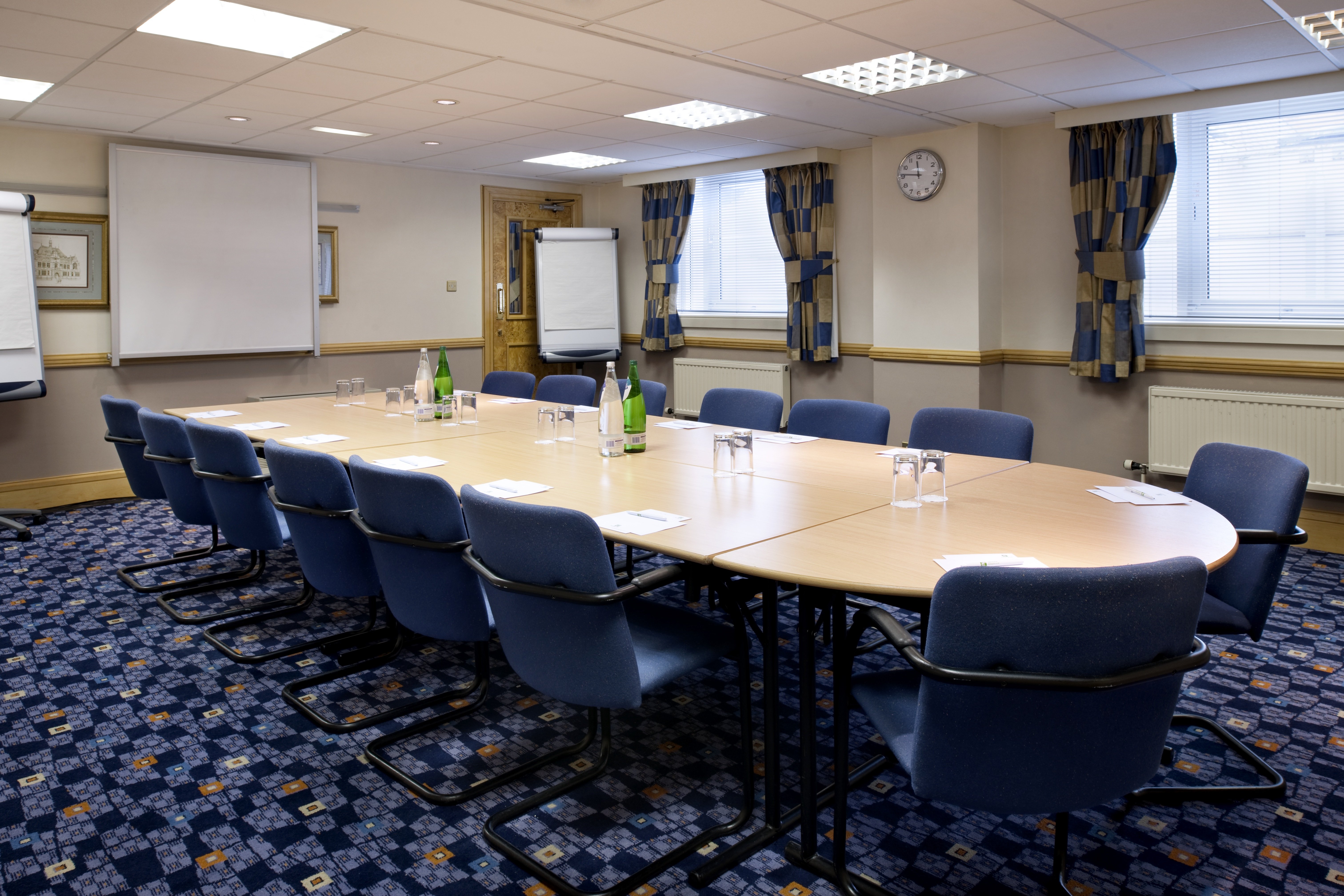 holiday inn bolton centre by ihg