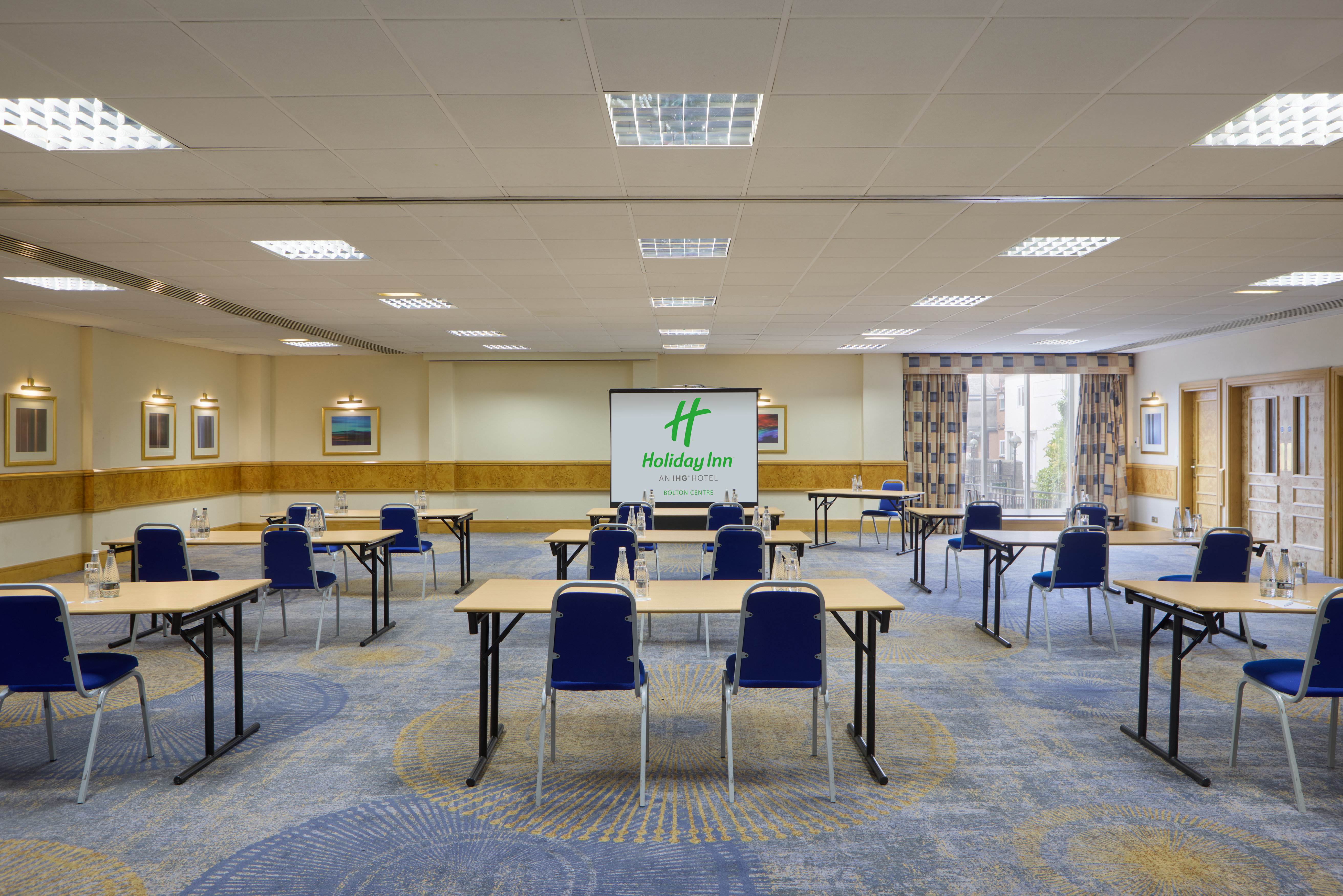 holiday inn bolton centre by ihg
