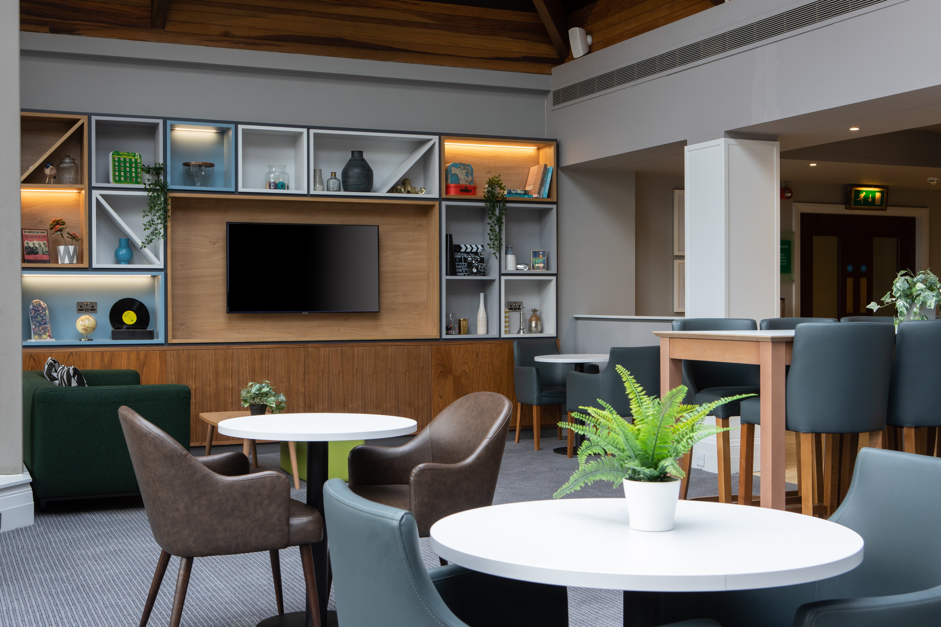holiday inn bolton centre by ihg