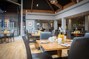 holiday inn bolton centre by ihg