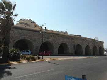 luxury apts heraklion center