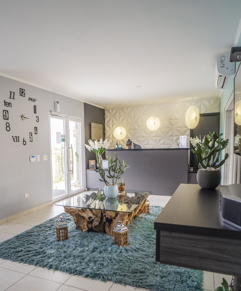 rh boutique hotel aruba