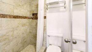 magnuson hotel bradenton