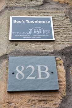bees townhouse apartment