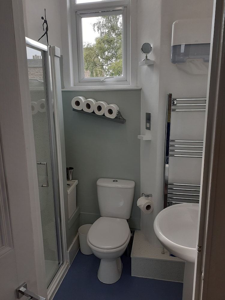 bees townhouse apartment