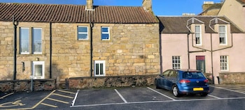 Bee's Townhouse Apartment,,0 star