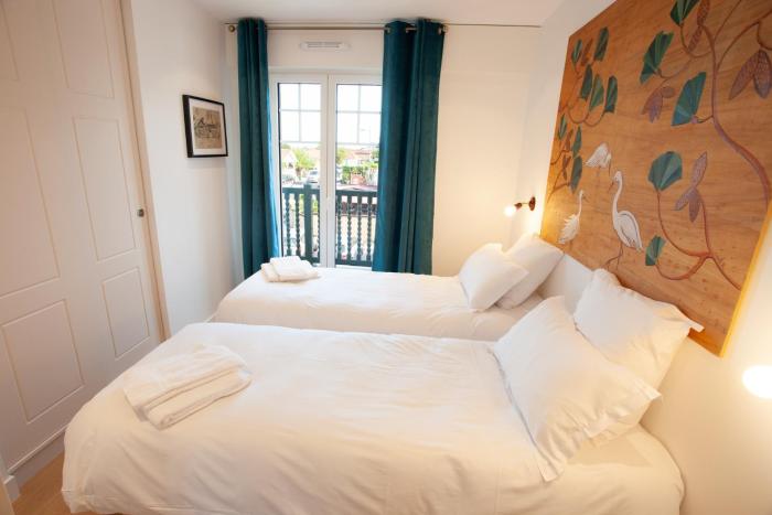 lege cap ferret