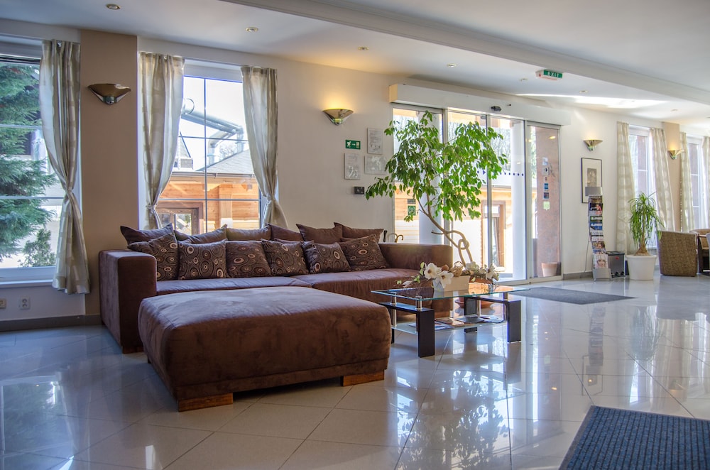 hotel west