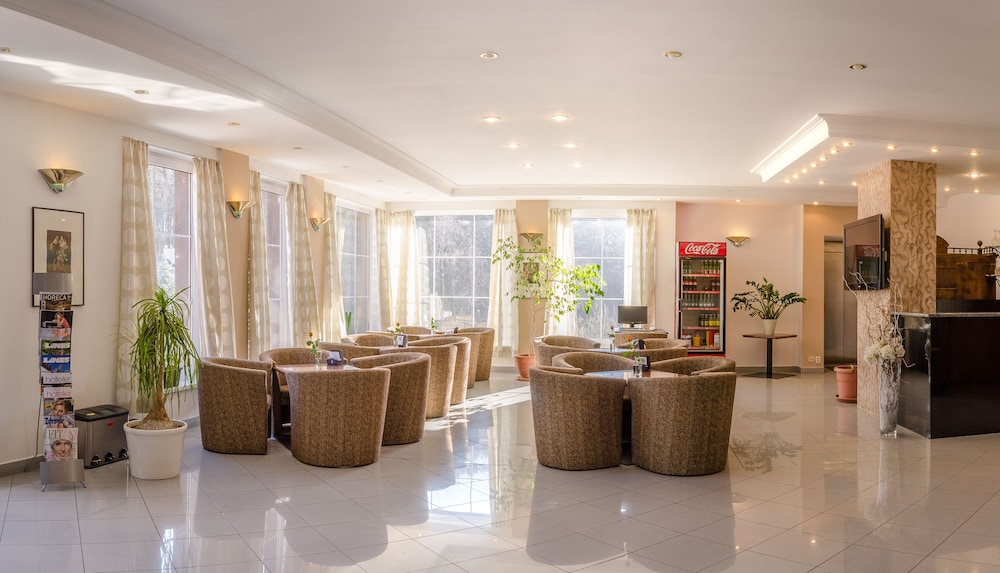 hotel west