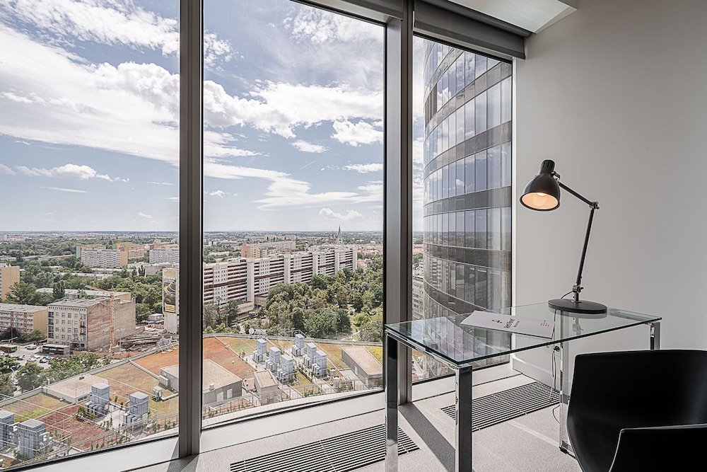 rentplanet apartamenty sky tower