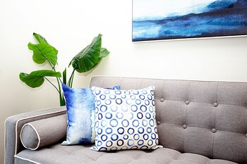 stayandco serviced apartments crows nest