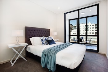 stayandco serviced apartments crows nest