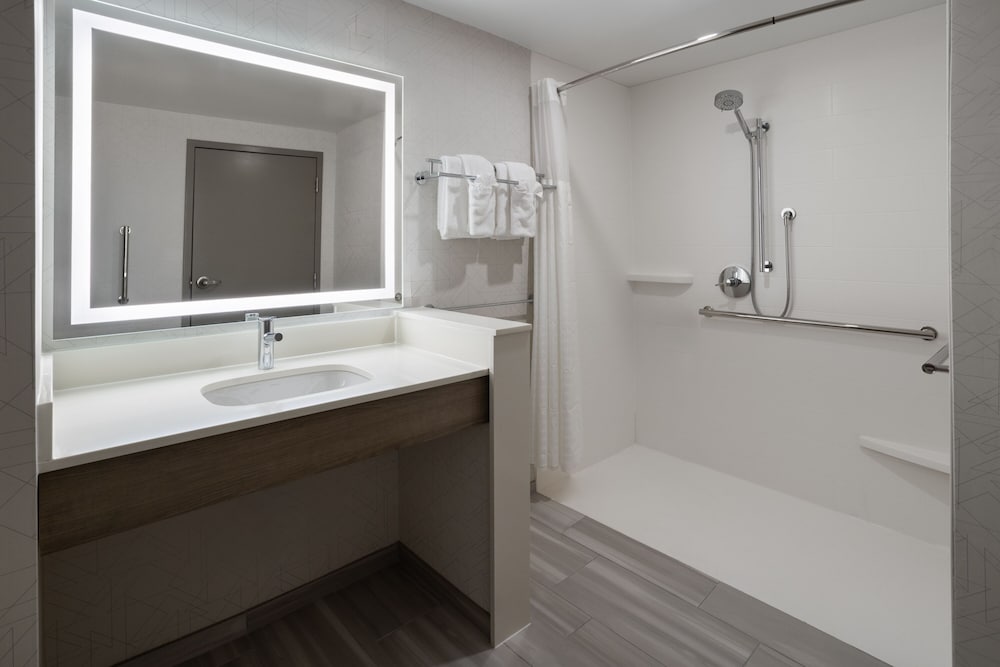 holiday inn express hotel and suites brattleboro by ihg