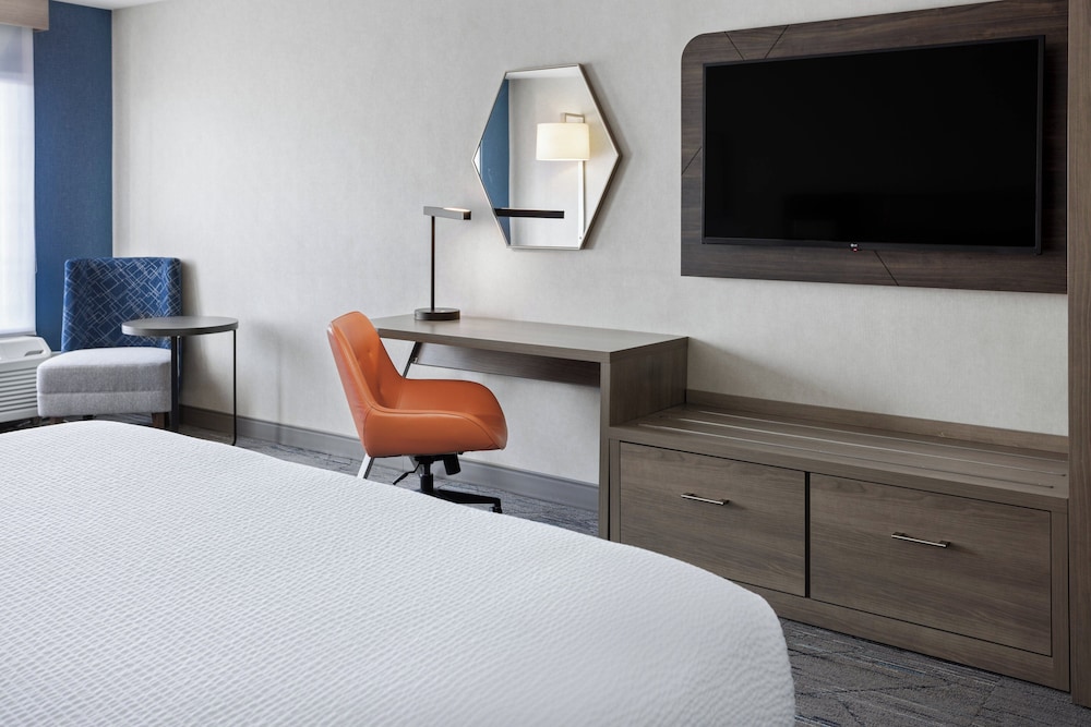 holiday inn express hotel and suites brattleboro by ihg