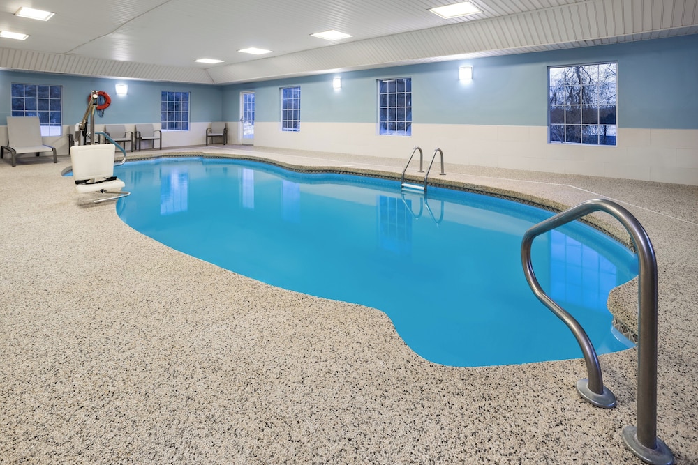 holiday inn express hotel and suites brattleboro by ihg